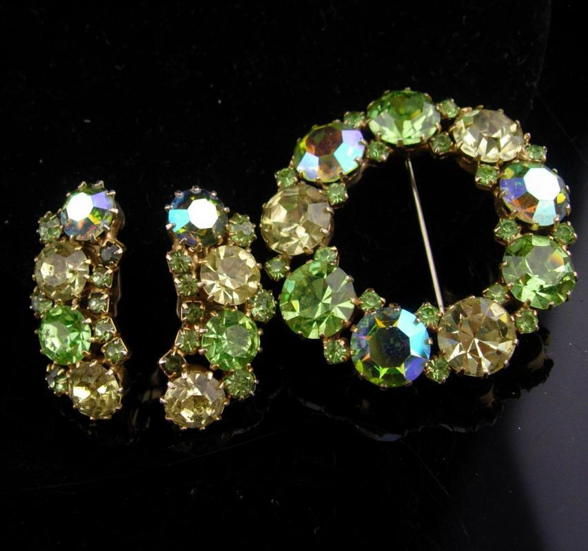 Karu Rhinestone set / green peridot aurora borealis Brooch / vintage clip on earrings / wedding jewelry / mother of bride gift / irish gift