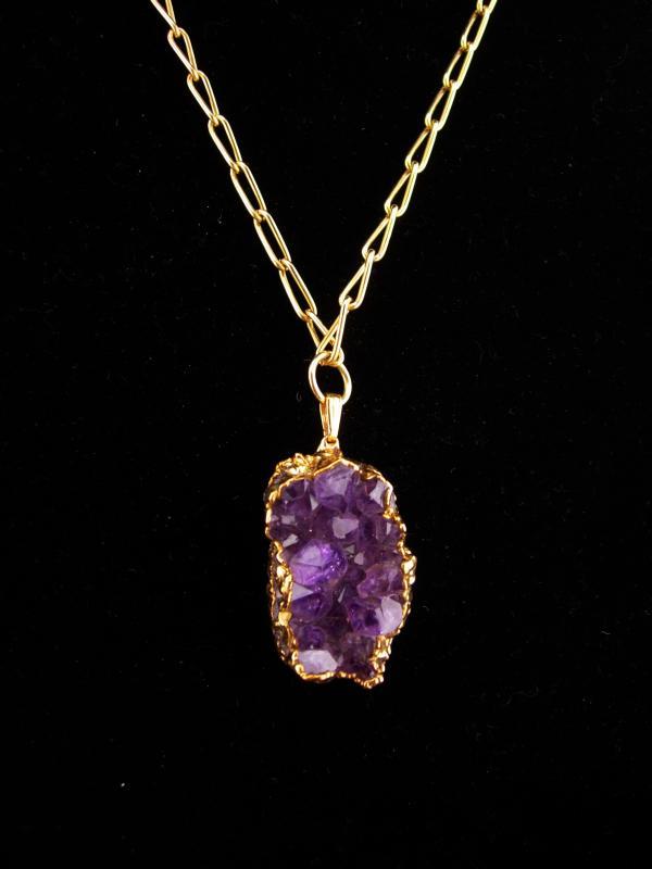 Huge 30 CT Amethyst Necklace / beautiful cut / Purple 6th Wedding anniversary / february birthstone / Aquarius raw stone / gold necklace
