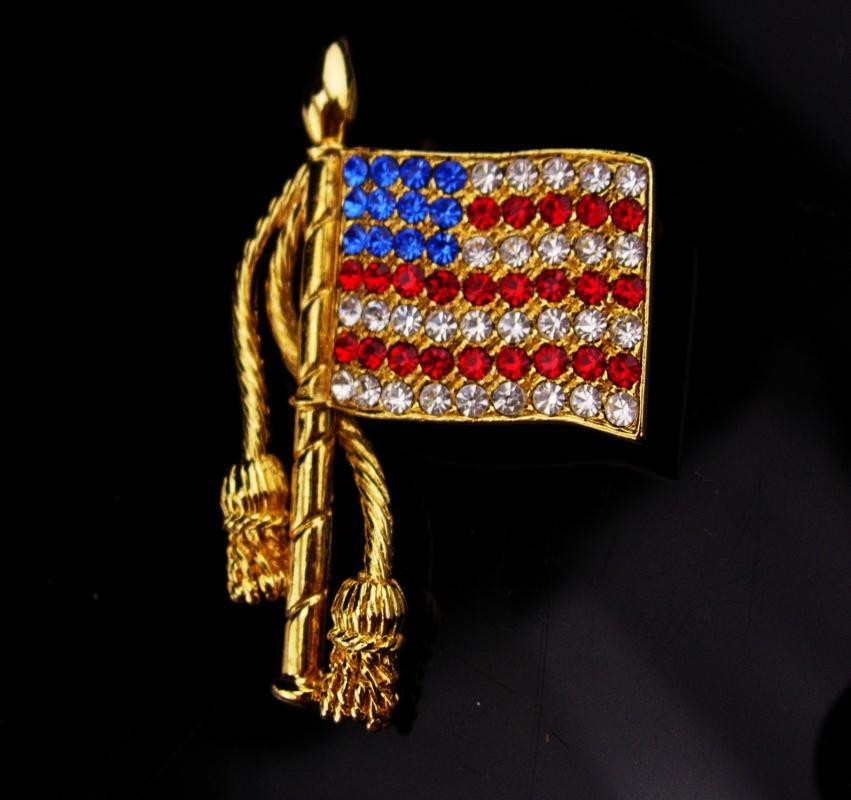 Rhinestone Flag brooch / Patriotic jewelry / USA red white Blue / Vintage pin / Gold mens lapel pin / Military Veteran gift