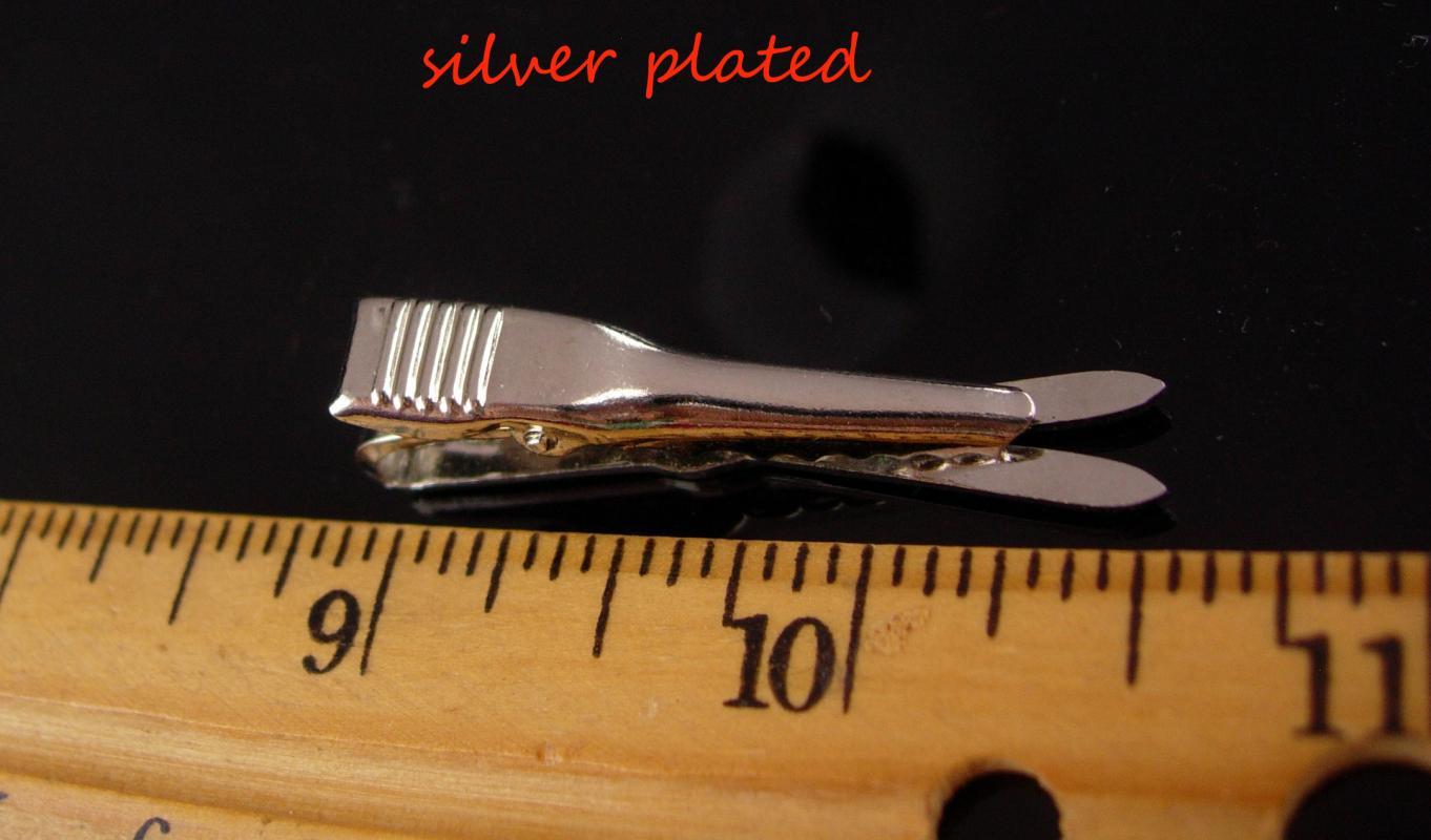 Vintage Ski tie clip / silver snow ski tie bar / water ski set / Racing snow ski / sports athletic gift / stocking stuffer / gift for him