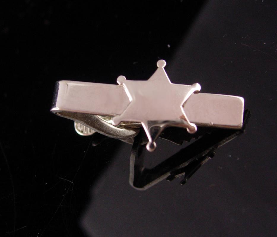 Sheriff star tie clip / small vintage silver tie bar / Andy of Mayberry / silver Badge / wild west lawman / novelty gift / stocking stuffer