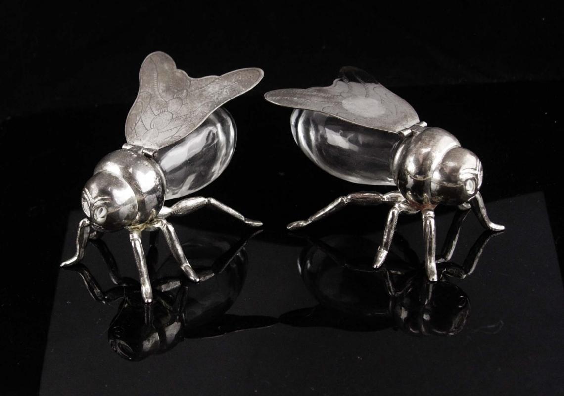 Vintage BIZARRE Salt Pepper shakers / mechanical fly / godinger bee / insect set / figural novelty silver set / Seabee navy / Gardener gift