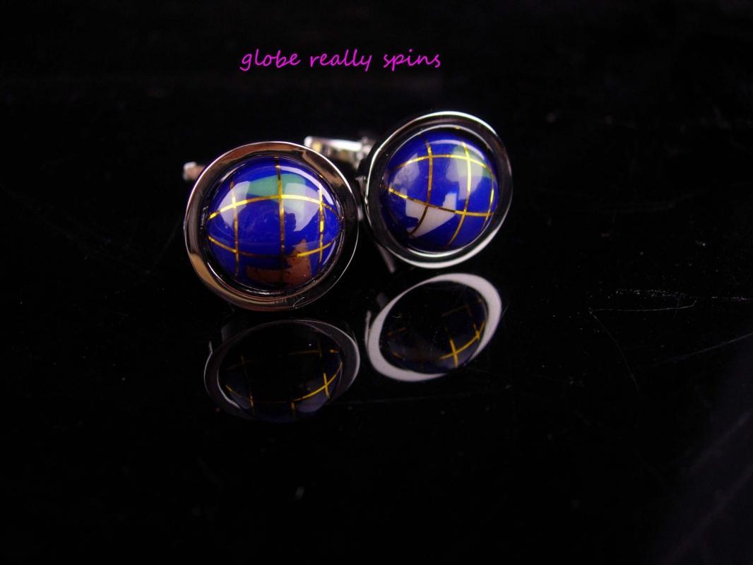 Spinning Globe cufflinks / Vintage enamel world earth / History professor / Traveler gift / silver Sweetheart gift / Missing you