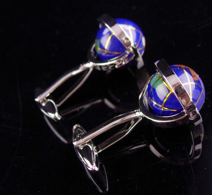 Spinning Globe cufflinks / Vintage enamel world earth / History professor / Traveler gift / silver Sweetheart gift / Missing you