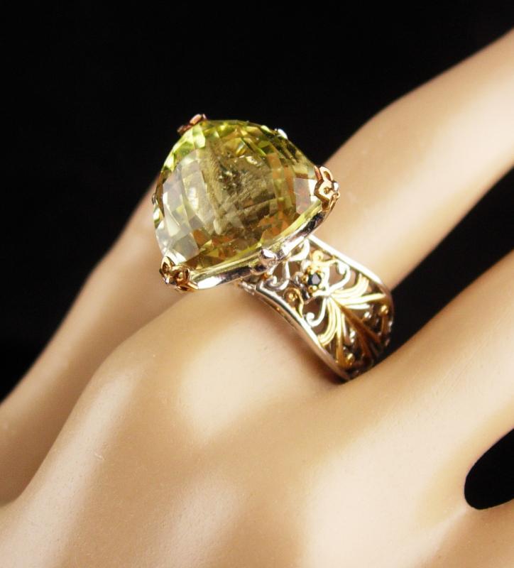 HUGE 4CT peridot ring / Cushion cut Cocktail Ring / Vintage Sapphire Sterling ring / Size 7 1/2 / 1st anniversary / August /virgo birthday