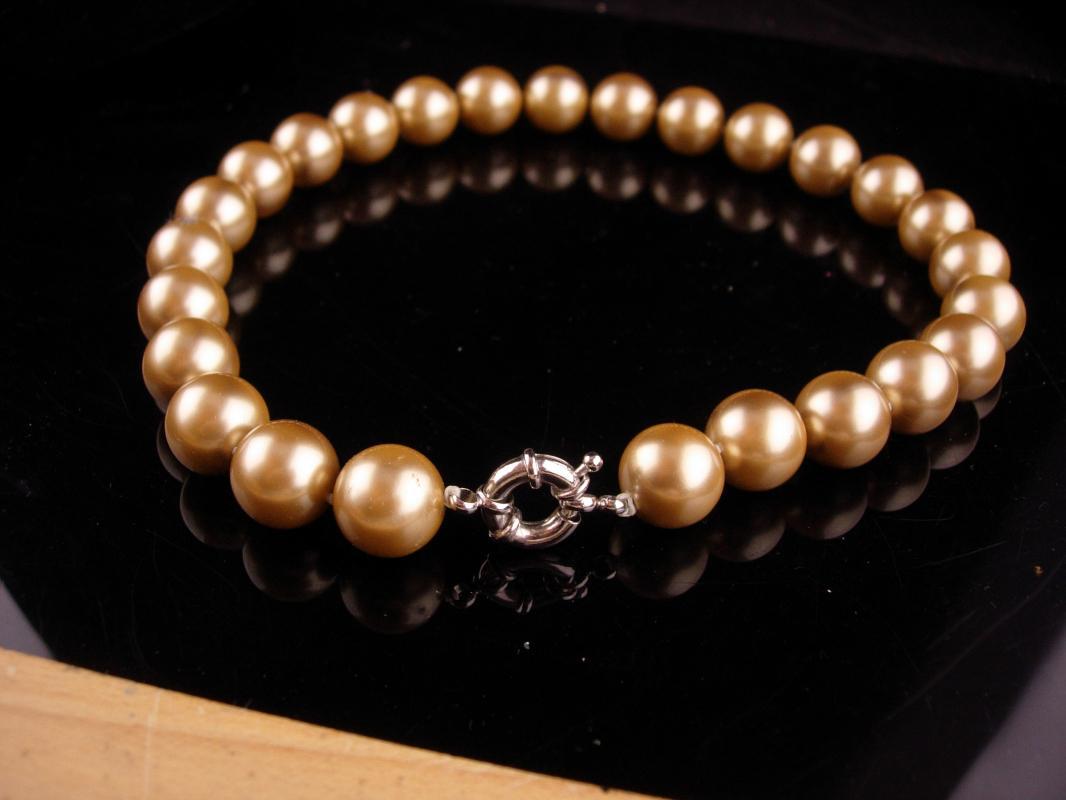 HUGE pearl necklace / 15mm hand knotted choker / 16