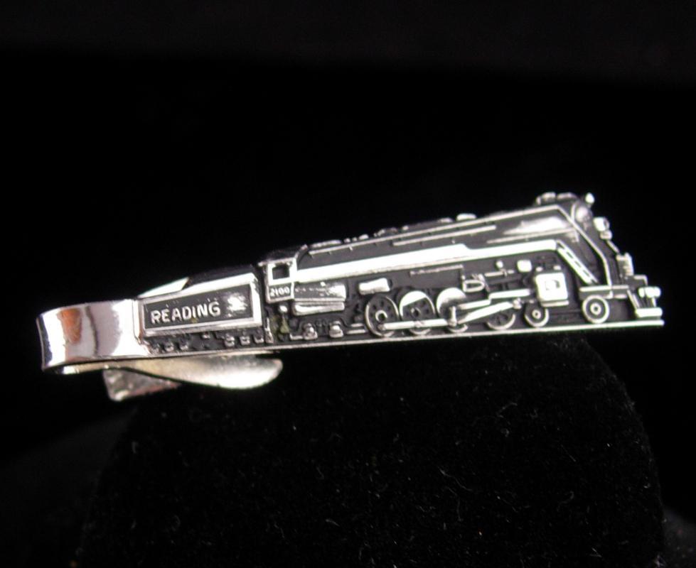 Reading Railroad / Vintage Train tieclip / Vintage Engineer gift / Robbins company / silver Locomotive / engineer gift / fathers day gift