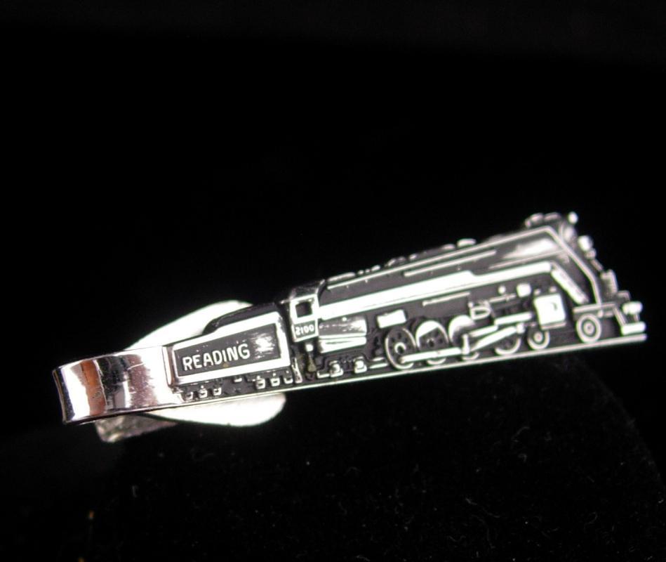 Reading Railroad / Vintage Train tieclip / Vintage Engineer gift / Robbins company / silver Locomotive / engineer gift / fathers day gift