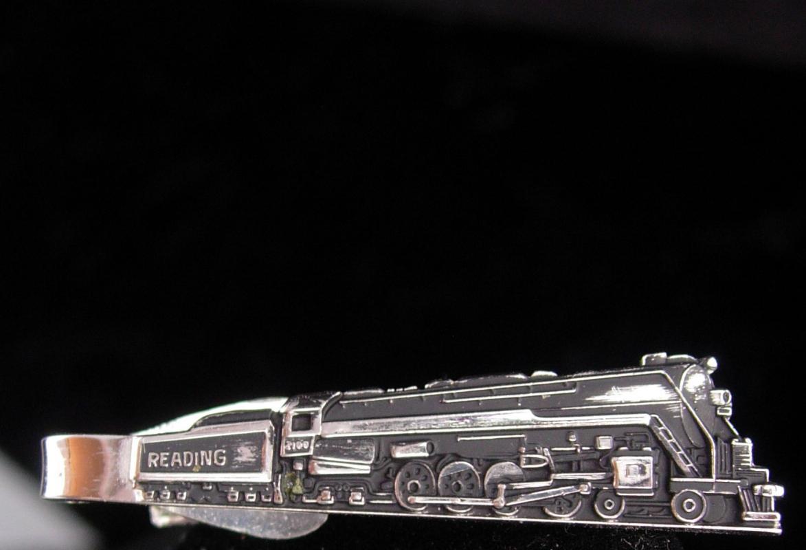 Reading Railroad / Vintage Train tieclip / Vintage Engineer gift / Robbins company / silver Locomotive / engineer gift / fathers day gift