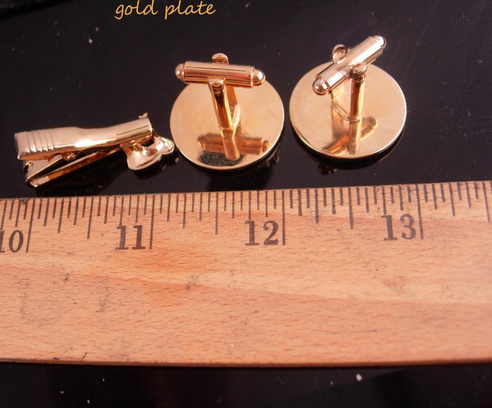 Vintage Marathon cufflinks / runner tie clip / Sports gift / Athletic set / gold track cufflinks / Cross country gift / sprinter cufflinks