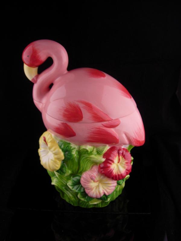 Pink Flamingo Cookie Jar / Big pink bird / storage container / bird watcher gift / Candy Container / retro kitchen / gay interest