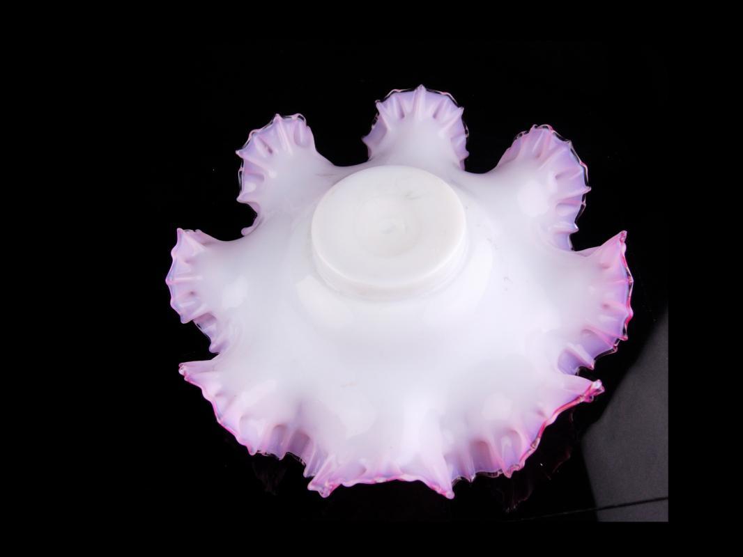 Light Pink crimped ruffled edge Bowl / large vintage 8