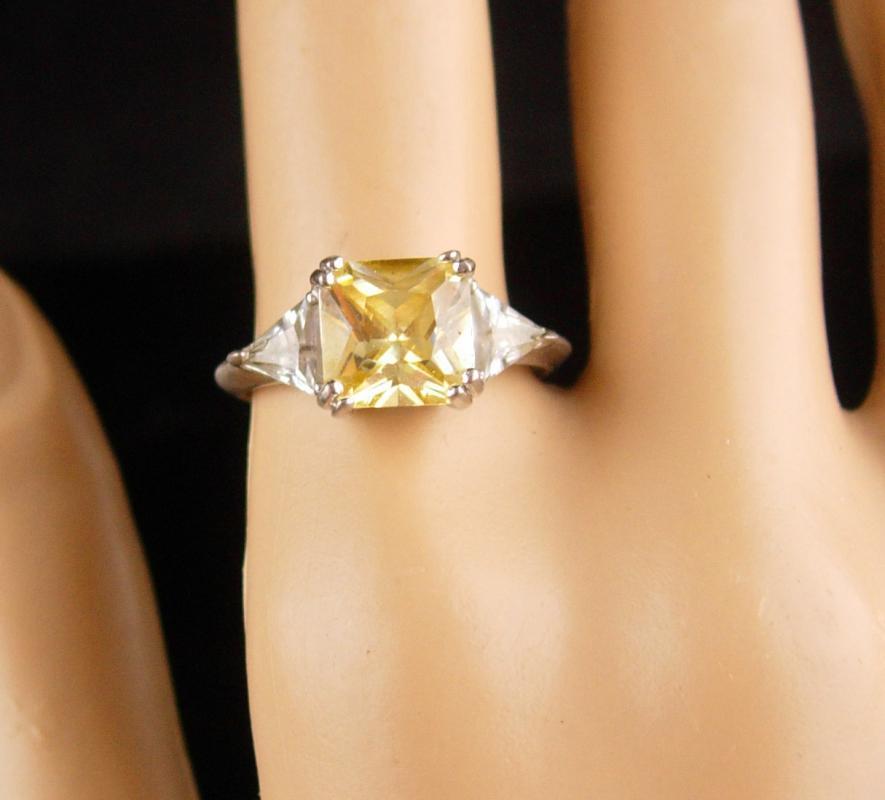 Citrine engagement Ring / Vintage Sterling Silver / Lemon stone / Size 7 1/2 / 13th 17th anniversary November gemstone sagittarius scorpio