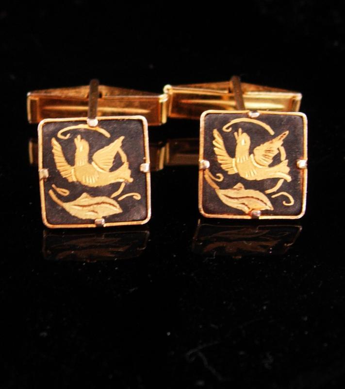 Love bird cufflinks / Wedding Dove set / Elegant Victorian Damascene set / Men's 24kt gold kilates / mourning bird / groom gift / tuxedo set