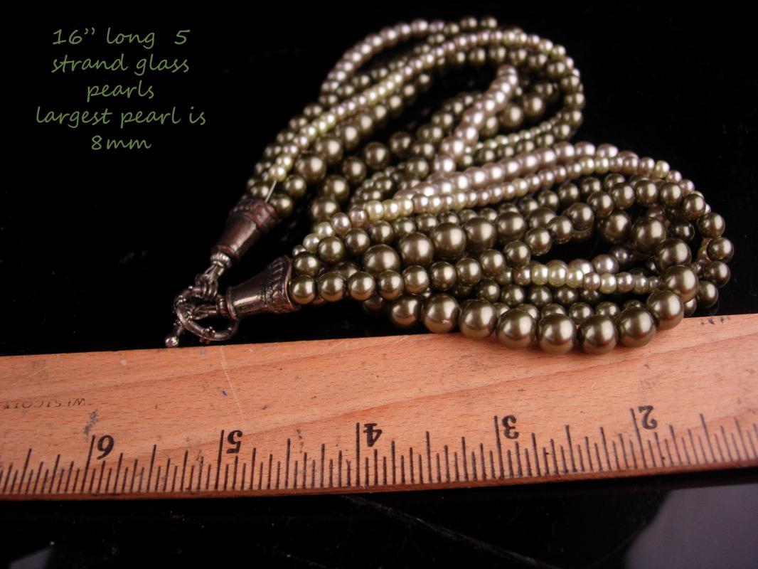 Chunky pearl necklace / 5 strand choker / vintage toggle clasp / green Wedding Jewelry / 16