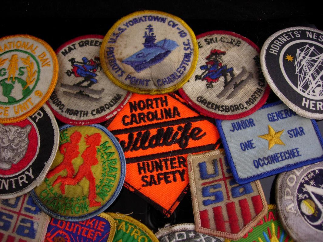 16 scout Patch Lot / Vintage merit badge set / uss Yorktown / ski club / marathon / nasa