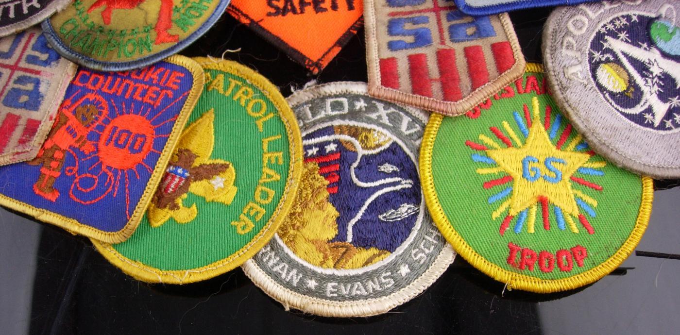 16 scout Patch Lot / Vintage merit badge set / uss Yorktown / ski club / marathon / nasa