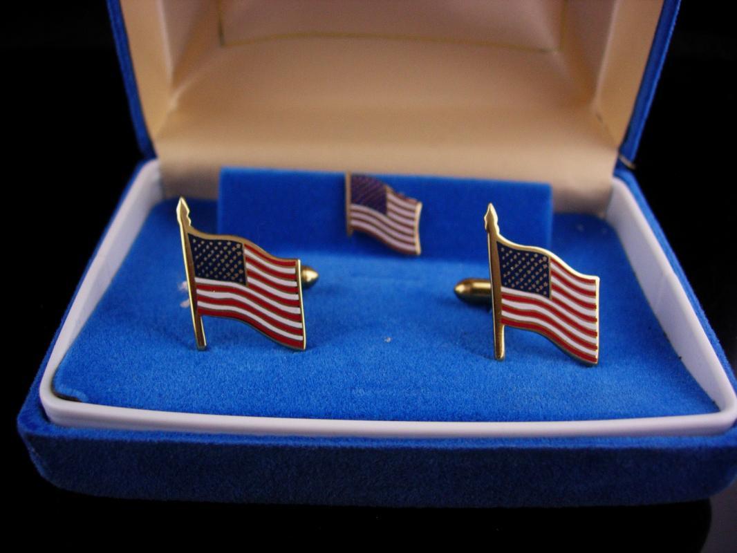 Patriotic Cufflinks set / vintage Swank flag tie tack / USA Red White Blue / Enamel Gold / Military Veteran /original box america cufflinks