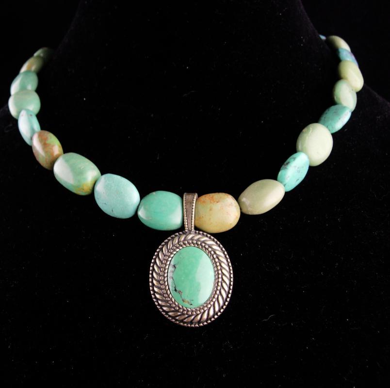 Chunky LARGE turquoise Necklace / signed sterling pendant / Carolyn Pollack / Vintage Tribal Jewelry / Hippie style / indian design / turquoise choker