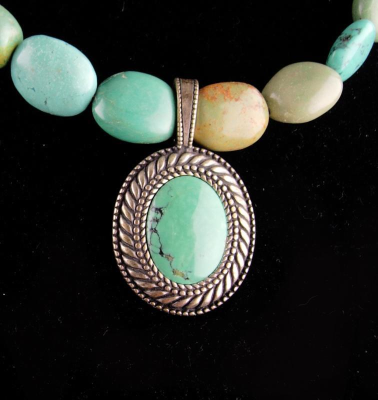 Chunky LARGE turquoise Necklace / signed sterling pendant / Carolyn Pollack / Vintage Tribal Jewelry / Hippie style / indian design / turquoise choker