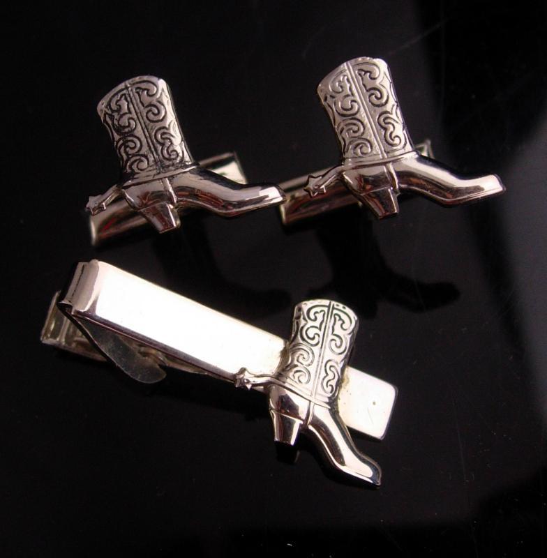 Boot cufflinks / Western Cuff links / silver Cowboy Boot Tie clip / Vintage Spurs / Texas Wild Wild West / Novelty Men's Clothing Accessory