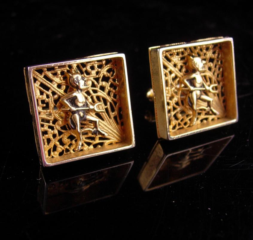 Vintage Devil Cufflinks / unusual gold filigree / demon satan / grotesque figural with horns / gold mens cuff links novelty memento mori
