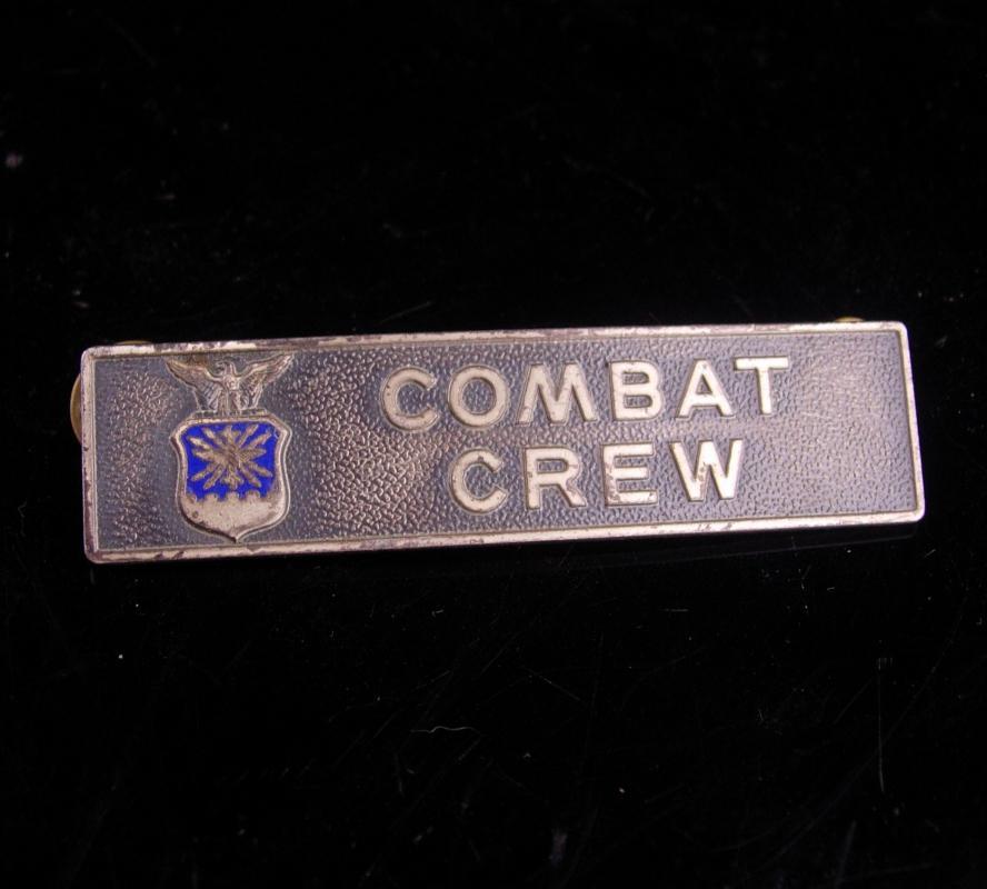 Combat Crew Badge / Vietnam era metal / Vintage Air Force pin / Military Vietnam shirt pin / aviation / pilot gift