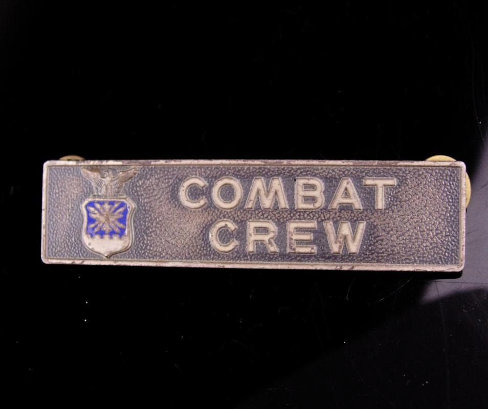 Combat Crew Badge / Vietnam era metal / Vintage Air Force pin / Military Vietnam shirt pin / aviation / pilot gift