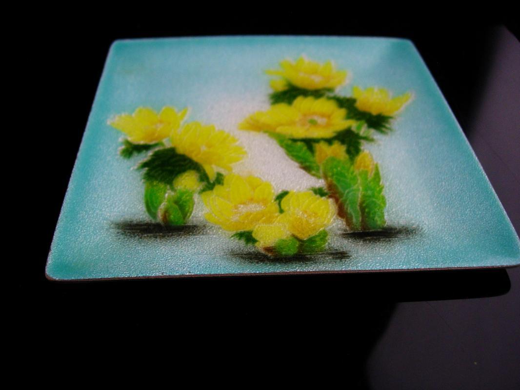Mid century modern Tray / Enamel copper Trinket tray / yellow daisy trinket dish 4 1/2