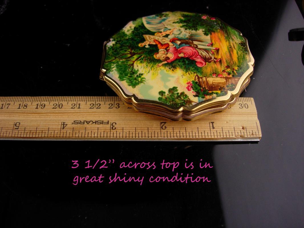 Vintage victorian compact - stratton enamel cupid painting top - 3 1/2