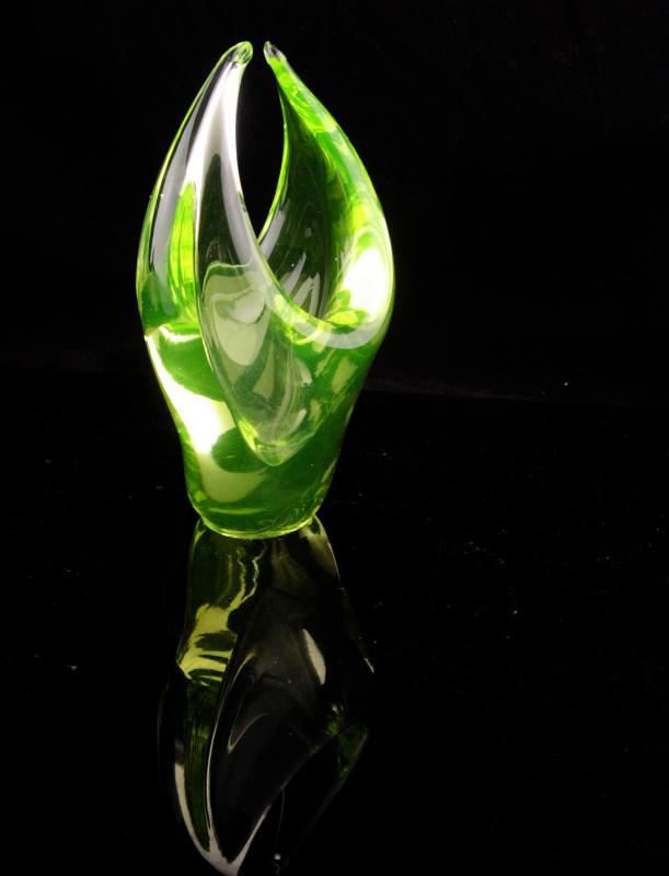 Gorgeous vaseline glass scultpure - art Glassware - modernist paperweight - neon yellow color - miniature 5
