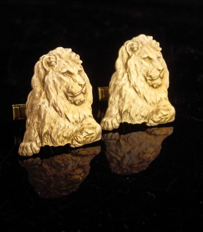 Large Lion Cufflinks - Vintage LEO gift - Figural gold animal - cool mens gift - estate jewelry - July august birthday- patent 2472958