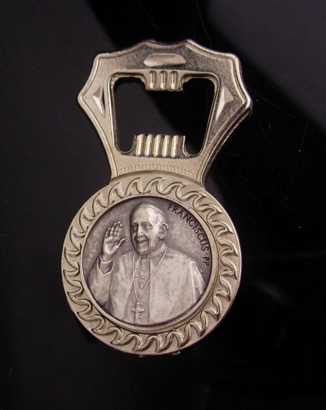 Pope Francis bottle opener - basilica coin - Vintage - Religious Medal- catholic Roma Italy - Franciscus PP - Basilica st peitro