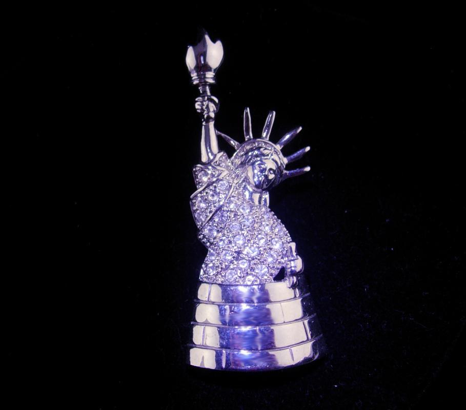 Large Rhinestone Brooch - Statue of Liberty pin - NEW YORK Souvenir - Patriot brooch lapel pin - Vintage USA - God Bless America pin