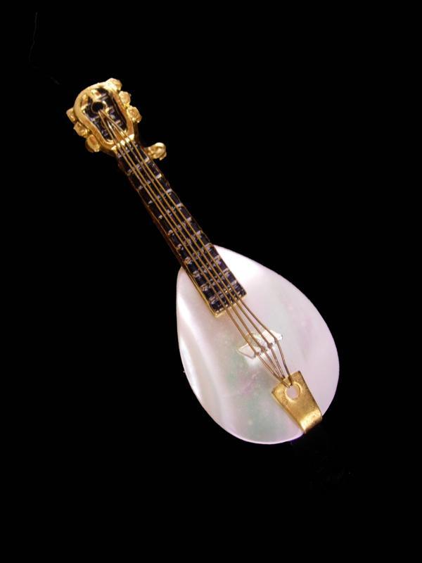 Mandolin Brooch - Figural music pin - Vintage Germany Acoustic pin - Musicians gift - music teacher - renaissance miniature instrument