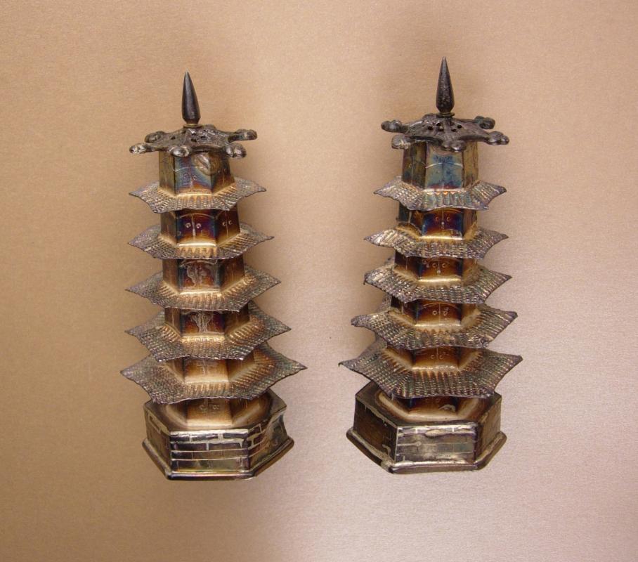 Vintage sterling Salt & Pepper shaker set - Pagoda set - 950 chinese silver - Oriental Asian design - wedding gift collector gift