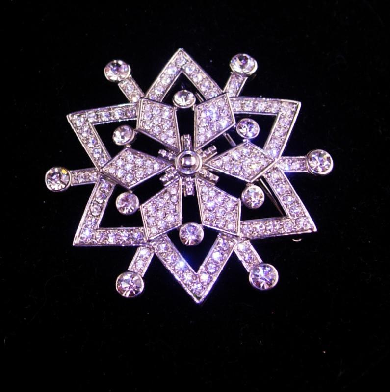 100 rhinestone pin - Starburst Rhinestone brooch - large Vintage pin - rhinestone star brooch - mystical jewelry - silver costume jewelry