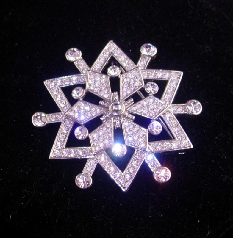 100 rhinestone pin - Starburst Rhinestone brooch - large Vintage pin - rhinestone star brooch - mystical jewelry - silver costume jewelry