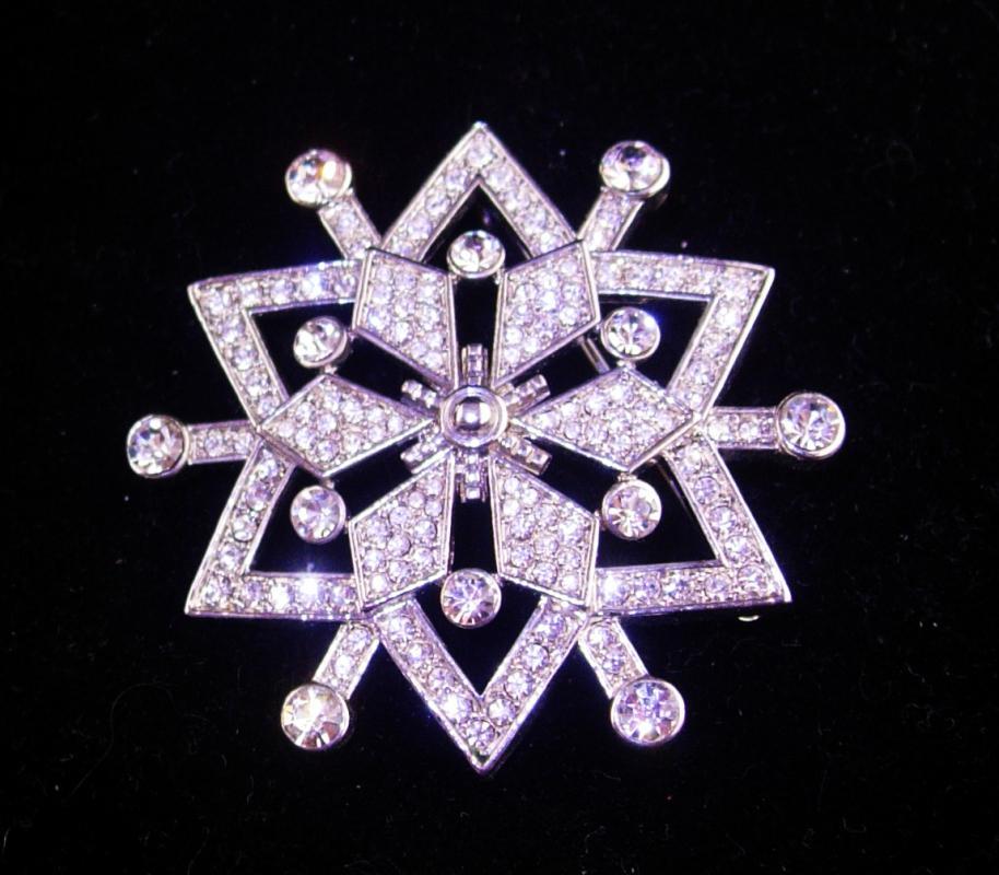 100 rhinestone pin - Starburst Rhinestone brooch - large Vintage pin - rhinestone star brooch - mystical jewelry - silver costume jewelry