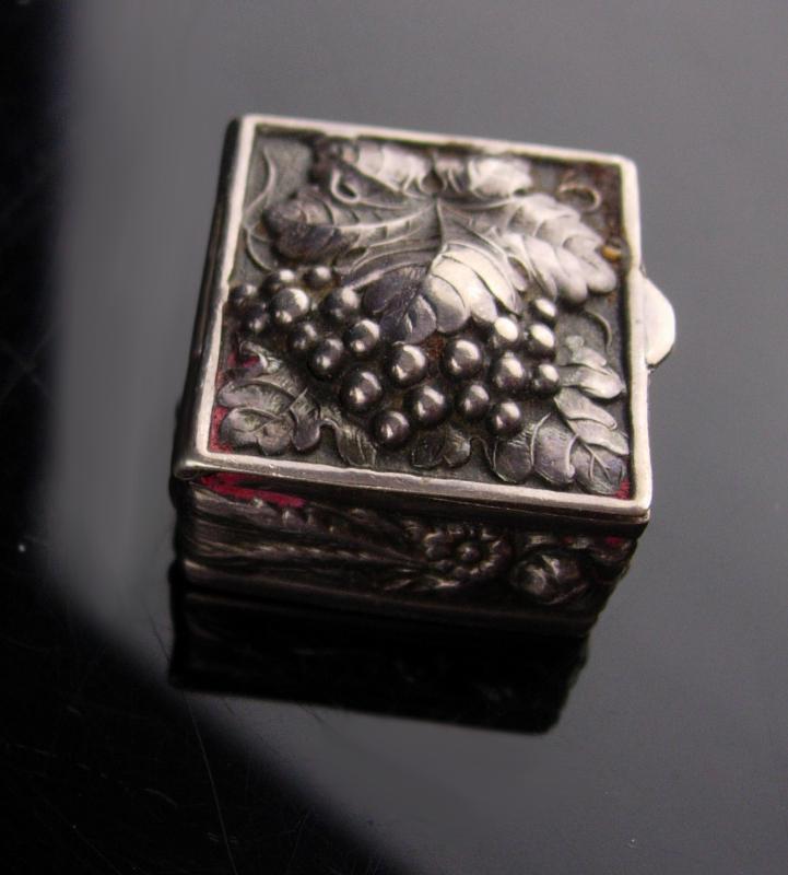 Antique RING Box - sterling Wedding box - Miniature snuff Casket - Italian grapes - Trinket snuff - Victorian Ring casket - gold ormolu