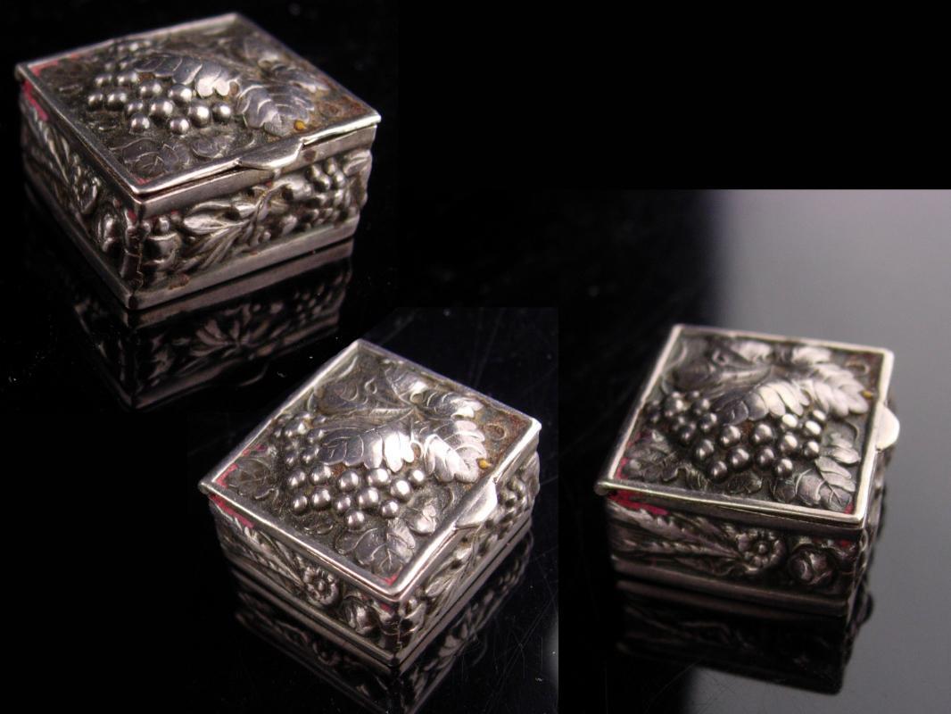 Antique RING Box - sterling Wedding box - Miniature snuff Casket - Italian grapes - Trinket snuff - Victorian Ring casket - gold ormolu