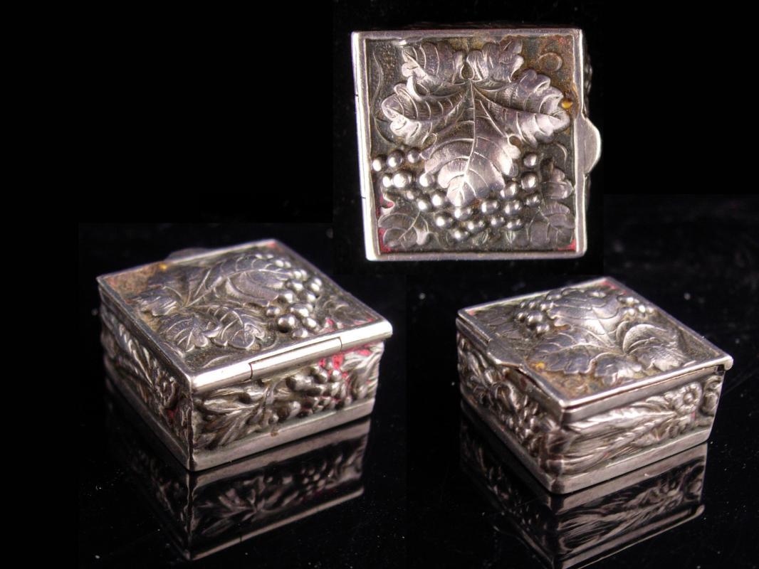 Antique RING Box - sterling Wedding box - Miniature snuff Casket - Italian grapes - Trinket snuff - Victorian Ring casket - gold ormolu