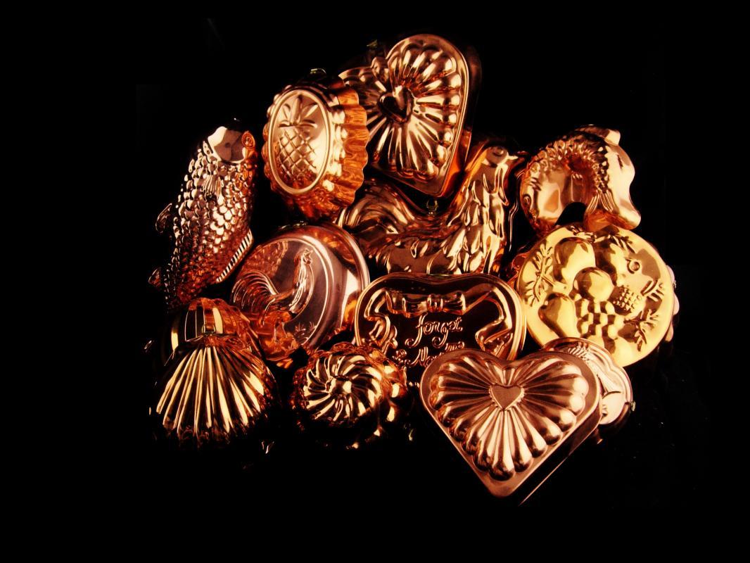 13pc Vintage Jello mold lot - copper food molds - Roosters - valentines - heart molds - pineapple - copper fish - forget me not - cook gift