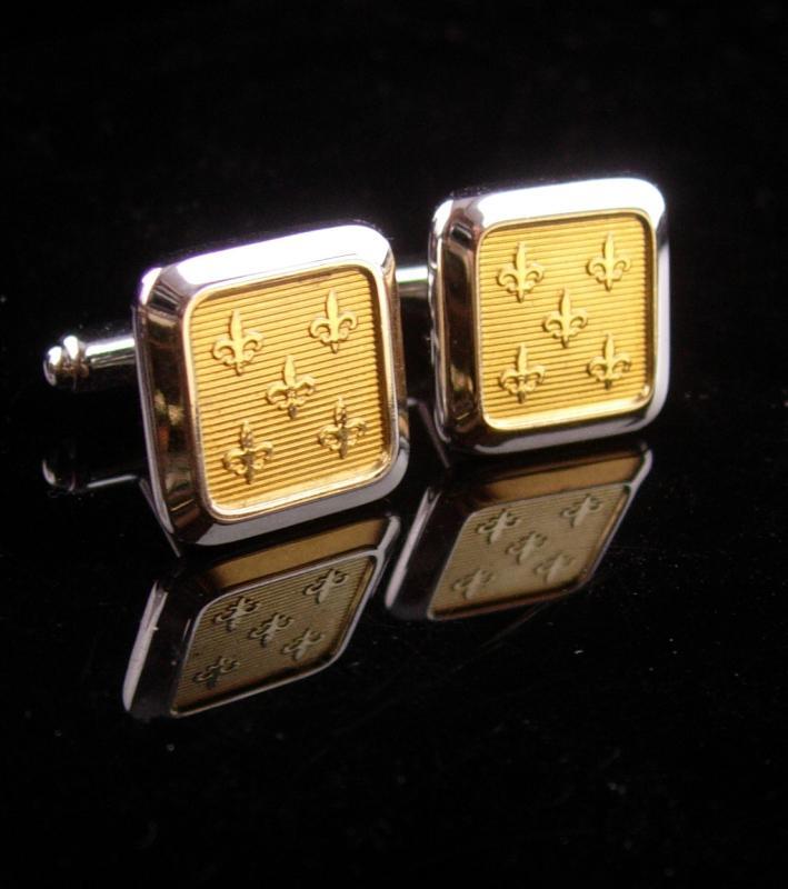 Vintage Hickok Fleur de lis cufflinks - rennaissance medieval set - knight flower mens gold estate jewelry knight shining armor wedding set