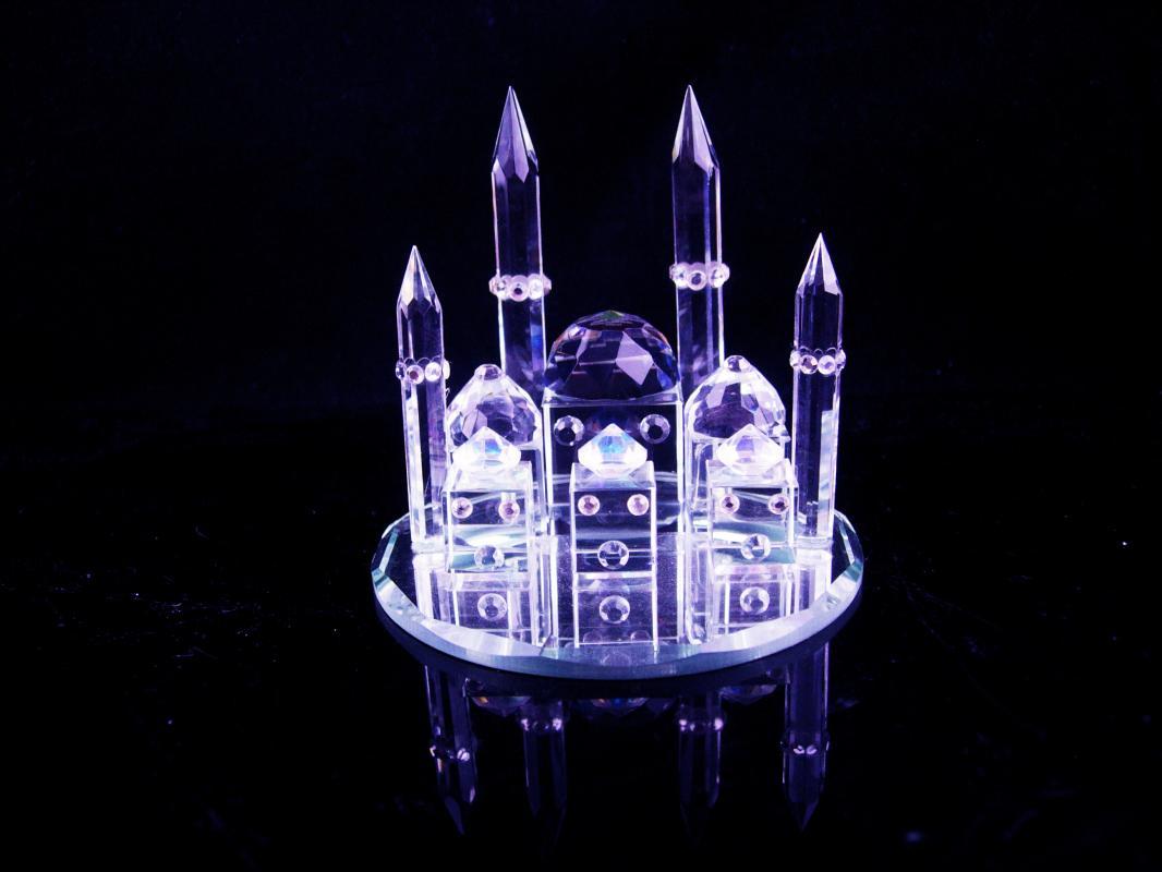 Swarovski Taj Mahal - miniature crystal palace - Ottoman Empire - mirror base - Persian wedding palace - mausoleum architecture shrine