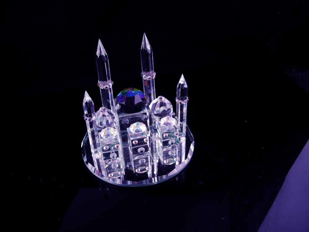 Swarovski Taj Mahal - miniature crystal palace - Ottoman Empire - mirror base - Persian wedding palace - mausoleum architecture shrine