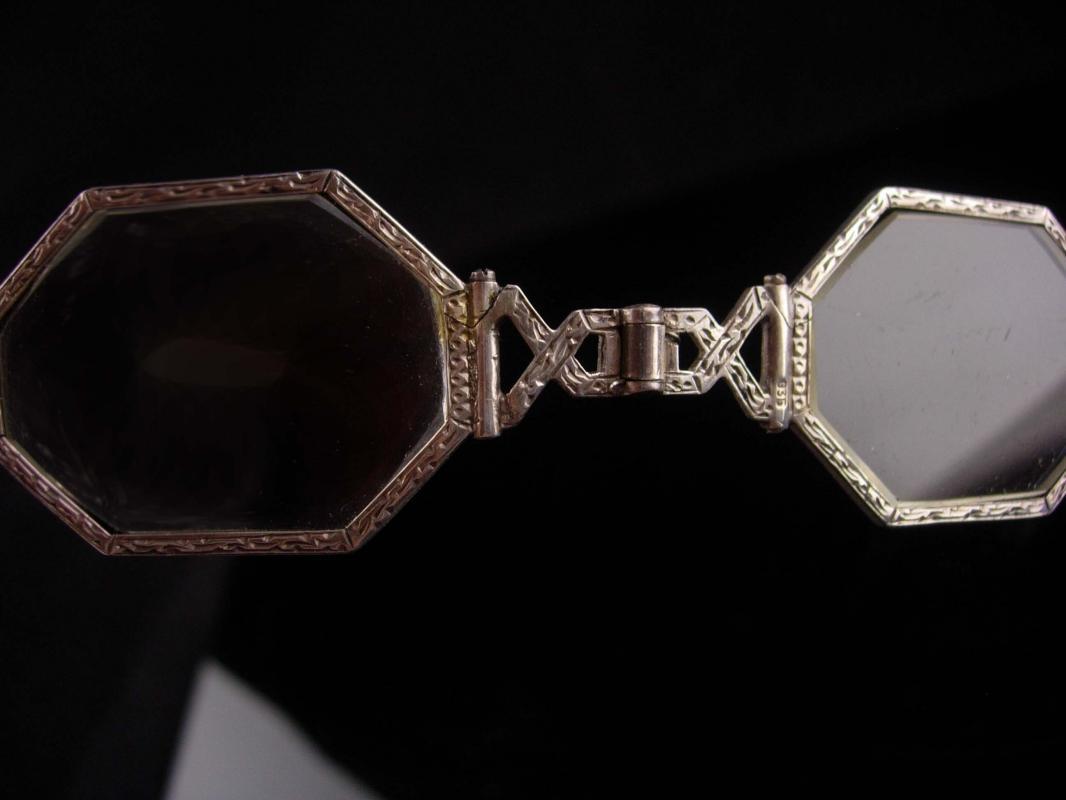 Antique 935 silver folding lorgnette spectacles - Victorian Chatelaine glasses - ornate etchings