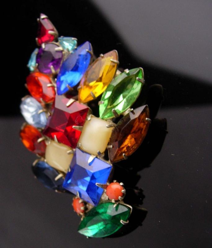 1950's Christmas Tree Brooch - chunky baguettes - multi color pin - Unusual design - 2 3/4