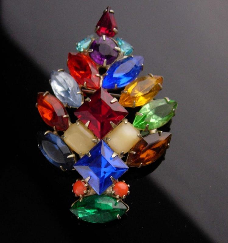 1950's Christmas Tree Brooch - chunky baguettes - multi color pin - Unusual design - 2 3/4