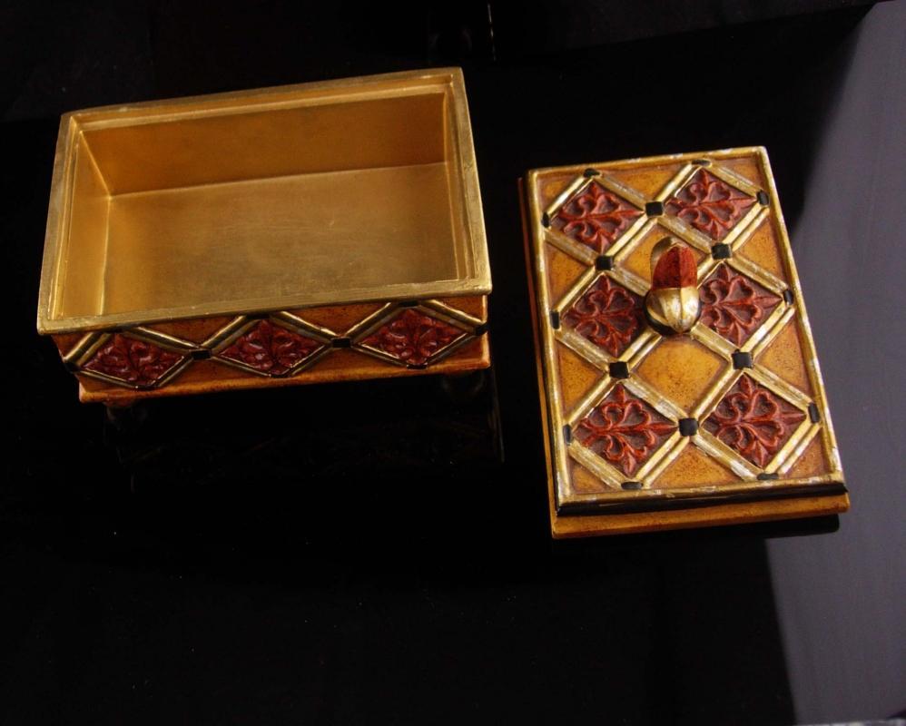 Medieval Box - Fleur de lis top - Vintage renaissance trinket box - footed Jewelry wood case - ornate heavy box